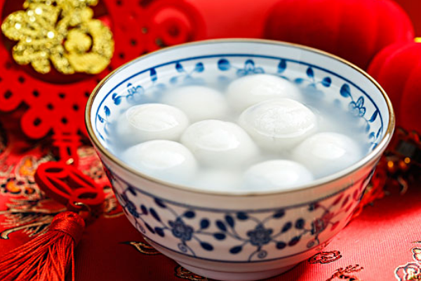 为什么汤圆煮的时候会变大