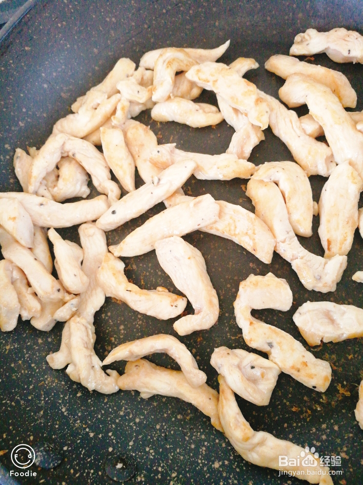 好想大快朵颐的鸡肉豇豆焖面