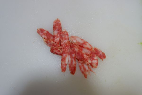 花菇腊肠炒青笋