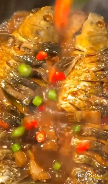 红烧鲫鱼的家庭制作流程