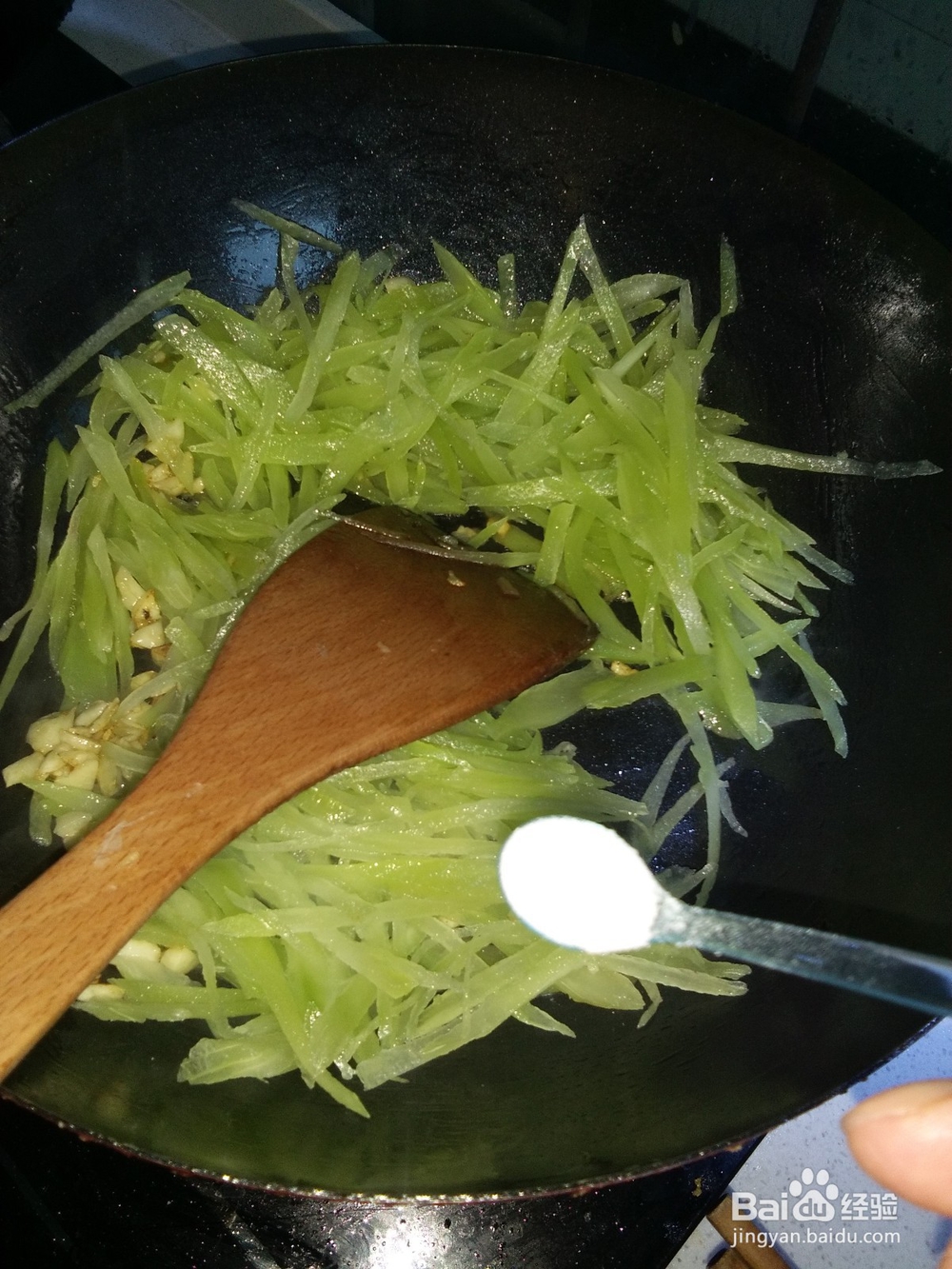 素菜——蒜油莴笋丝