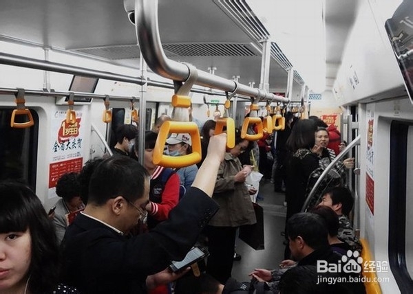 如何文明乘坐地铁?坐地铁注意事项