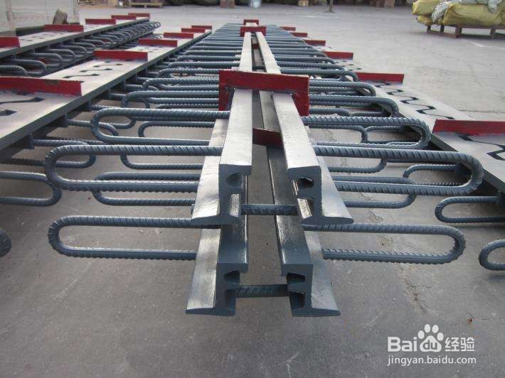 模数式桥梁伸缩缝