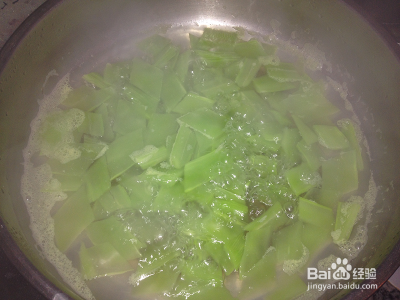 青笋炒鸡蛋的做法