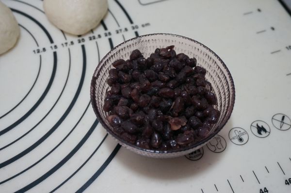 蜜豆夹心小面包