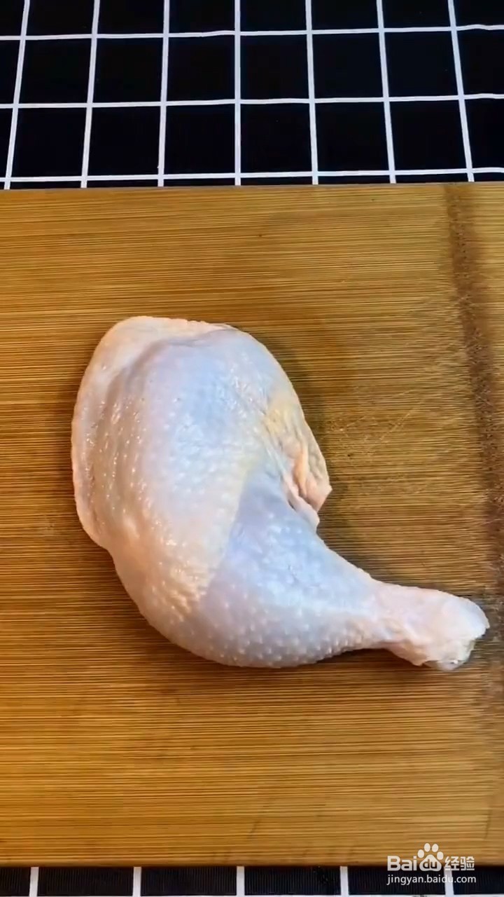 如何制作鸡腿肉焖饭