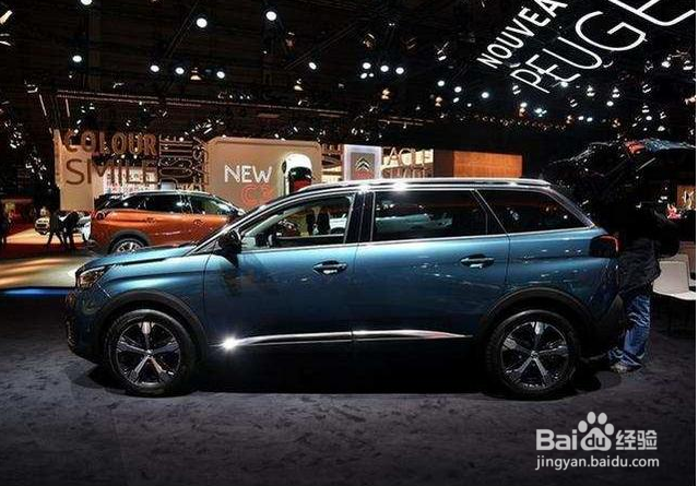 这车配宝马发动机，战斗机座舱，7座或20万