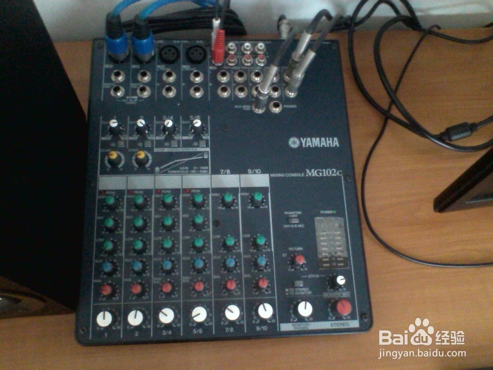 录音软件怎样在摄影棚中录制声音