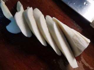 五花肉炒茭白做法