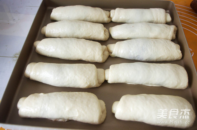 豆沙面包卷的做法