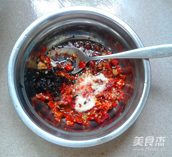 剁椒豆豉孔雀开屏鱼