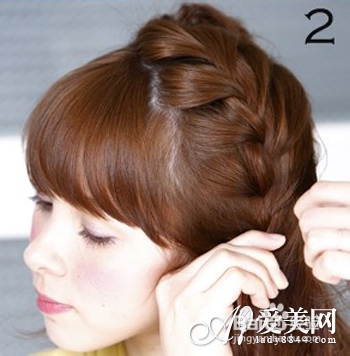 简单麻花辫的编法 轻松打造公主风