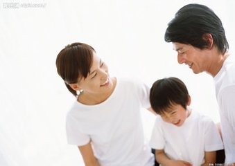 聪明妈妈，5招搞定宝宝人来疯