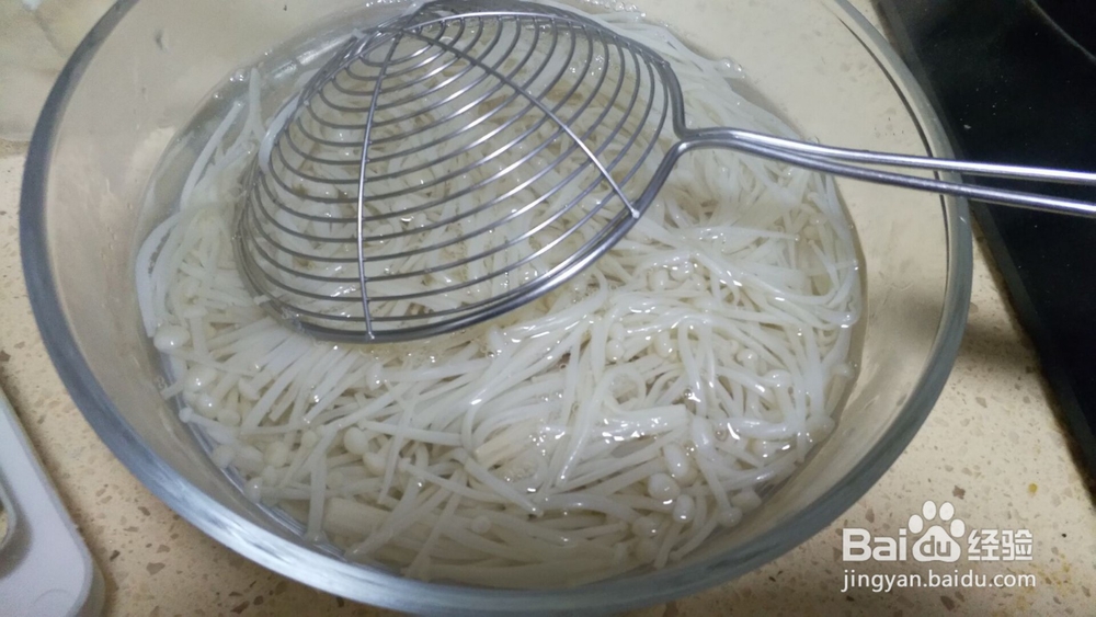 番茄金针菇怎么做好吃？