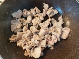 小炒鸡腿肉怎么做