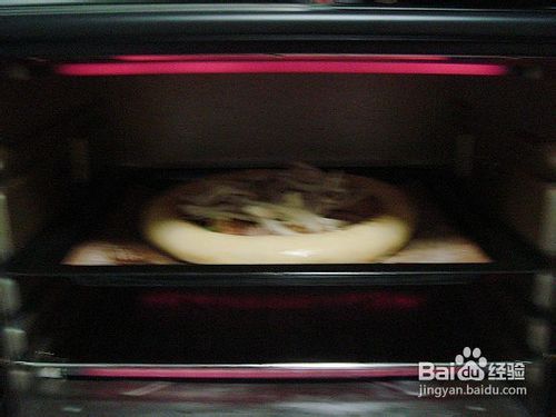 菠萝烤鸭厚匹萨