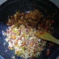 制作蔬菜芝士焗饭