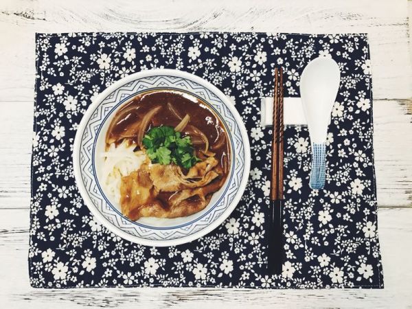 咖喱猪肉片拌乌冬