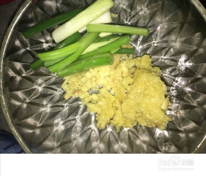 怎样制作茄汁大明虾？