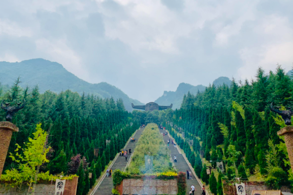 神龙架是潜江的吗