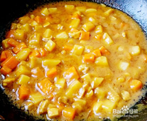 如何制作咖喱鸡肉？