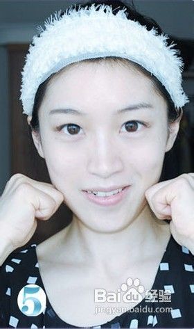 瘦脸瑜珈-做个小脸美人