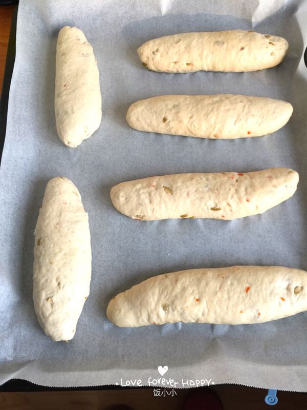 橄榄全麦素面包