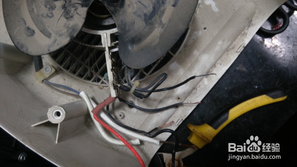 美的NGF9-D多功能取暖器不通电故障维修小经验