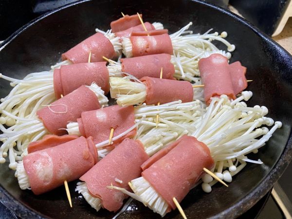番茄味培根金针菇