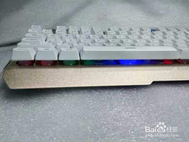 曼巴狂蛇k670怎么变色
