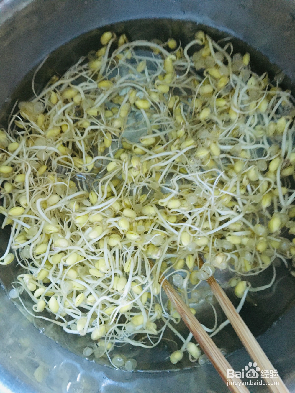瘦肉炒黄豆芽的做法