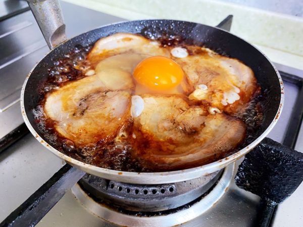 日式叉烧蛋盖饭