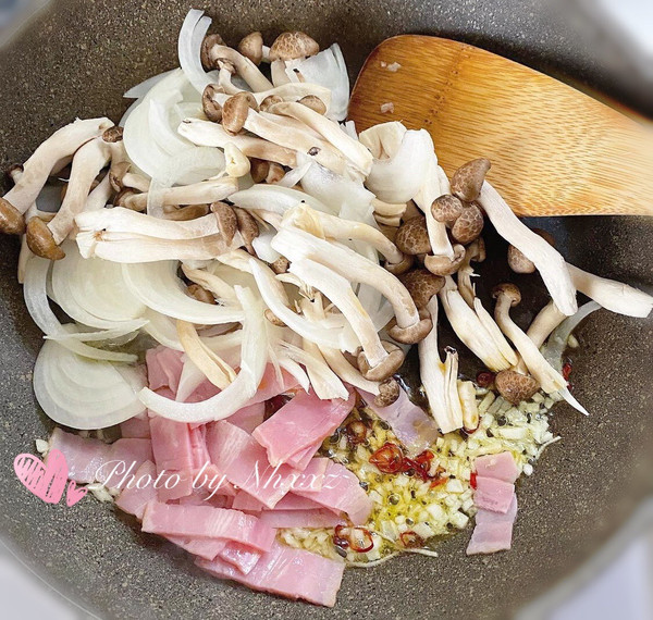 番茄原汁煮意大利面