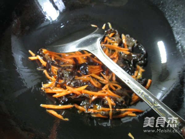 酱油素炒面的做法