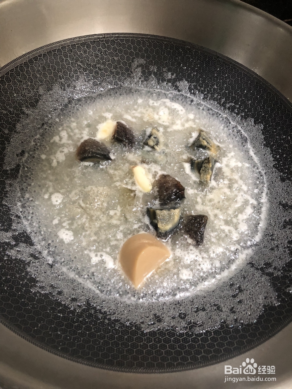 香味浓郁的上汤莴笋