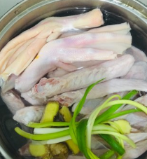 卤鸭翅的做法