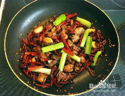 如何制作辣子鸡