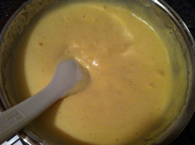 好吃的阿胶蜜枣海绵蛋糕的做法，咬下去满满的的都是幸福