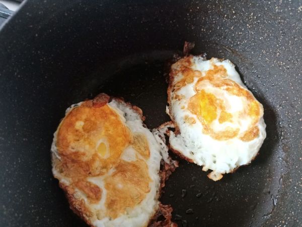 番茄乳酪鸡蛋三明治