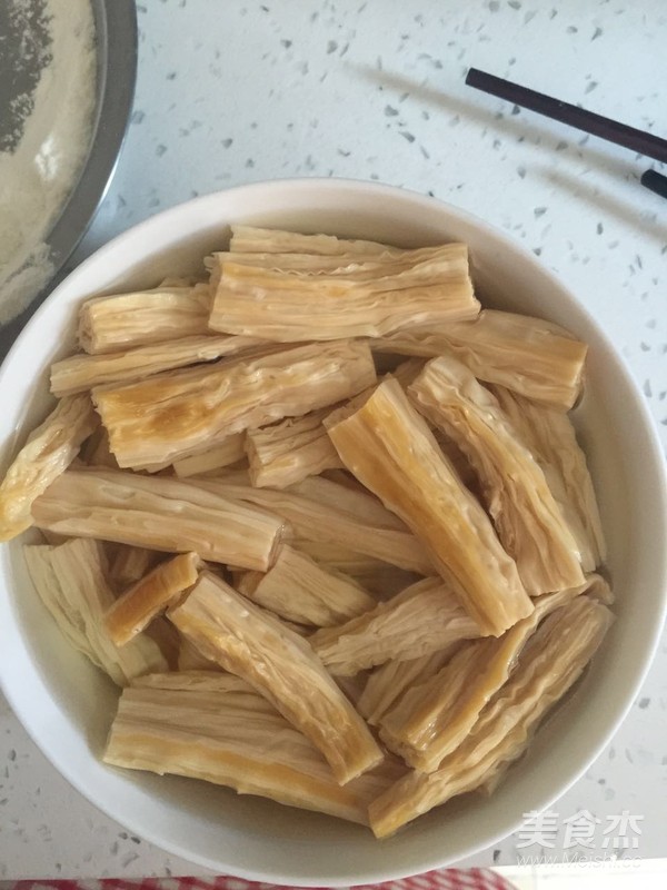 陈老太秘制炖牛肉(好吃到咬舌头)