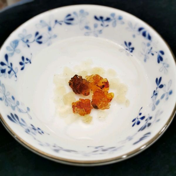 桃胶雪燕蔓越莓羹