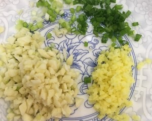 怎么做响油鳝丝