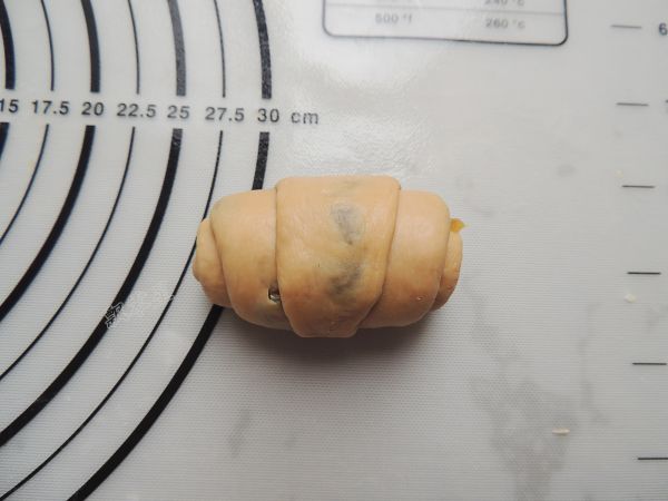 红糖葡萄干早餐卷