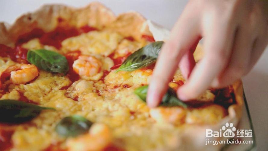 非常简单的薄脆披萨