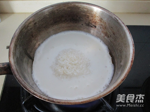 蔓越莓松仁大米布丁