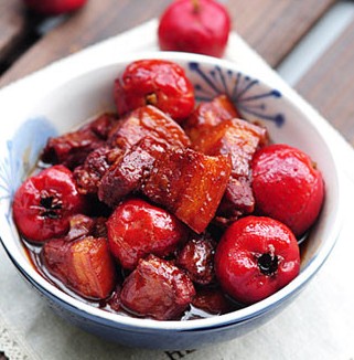 山楂炖肉的做法