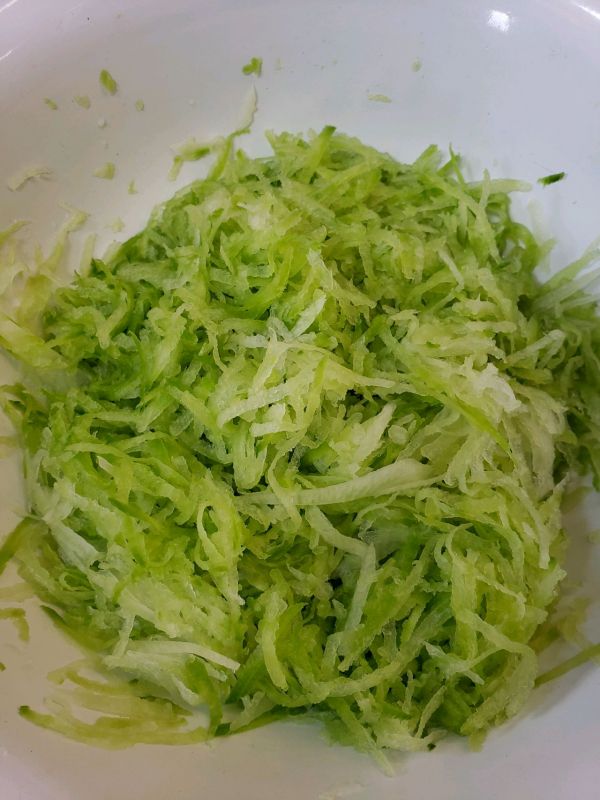 饺子萝卜虾仁鸡蛋排排子