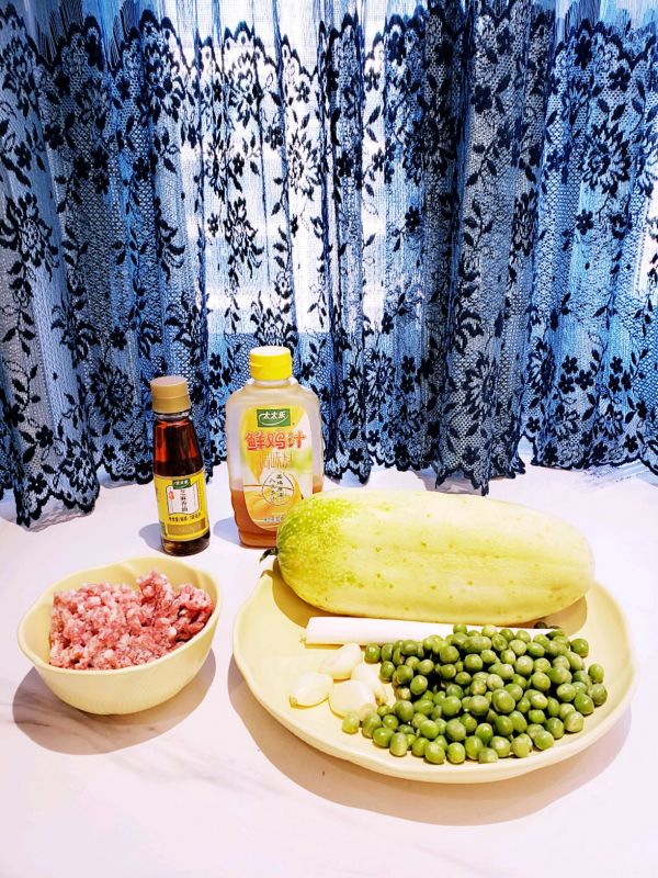 肉沫老黄瓜烧豌豆