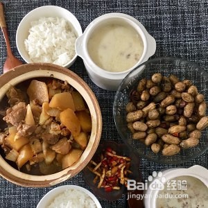 食补佳品三白（茭白白菜白萝卜）炖羊肉的做法