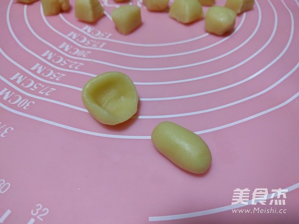蘑菇饼干的做法